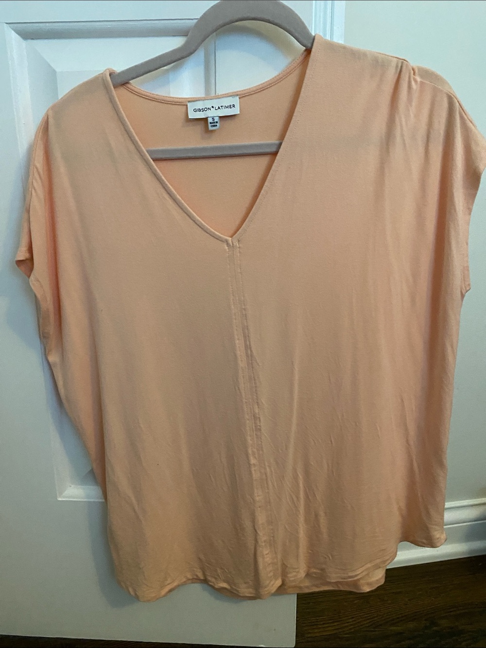 Gibson Latimer Soft Peach V-Neck Tunic